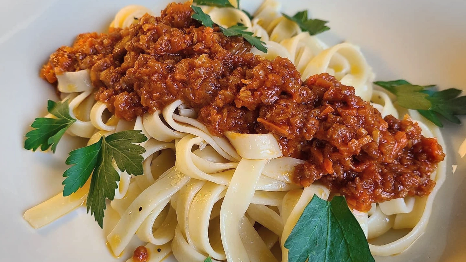 Bolognese těstoviny, Mahina Vegan Table