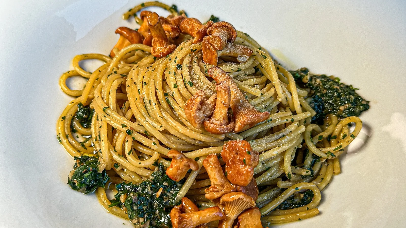 Mahina Vegan Table pasta topped with chanterelle mushrooms