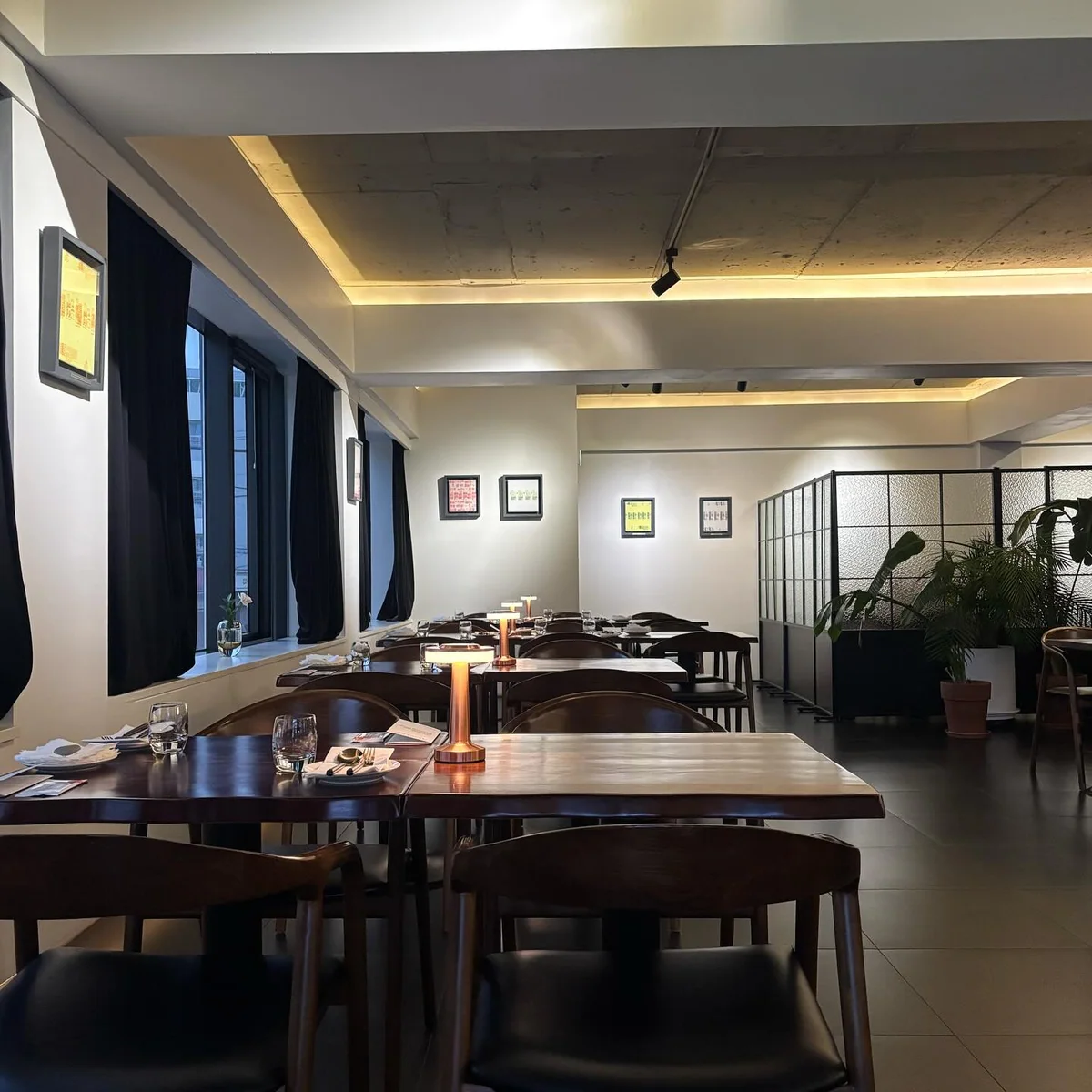 The dining space at Mahina Vegan Table